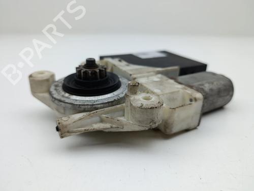 Right front window motor VOLVO V50 (545) | BP36972967E20 - Image 4
