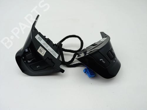 Used Steering wheel controls Steering wheel controls 36973344 36973344