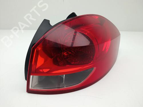 right-taillight-renault-clio-iii-grandtour-kr01_-2007-36973657 main image