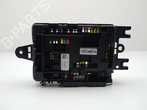 Used Fuse box Fuse box 36973993 36973993