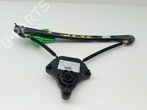 Rudehejsemekanisme venstre bagtil Rudehejsemekanisme venstre bagtil VW GOLF VII (5G1, BQ1, BE1, BE2) 1.4 TSI (125 hp) 36975154 36975154
