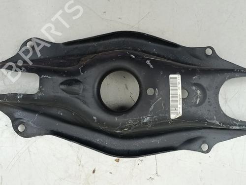 Venstre bagtil bærearm Venstre bagtil bærearm MERCEDES-BENZ C-CLASS (W205) [2013-2023] 36975440 36975440
