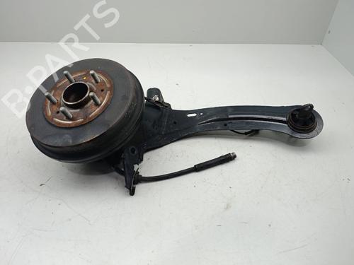 Mozzo posteriore sinistro Mozzo posteriore sinistro FORD FOCUS III [2010-2020] 36975481 36975481