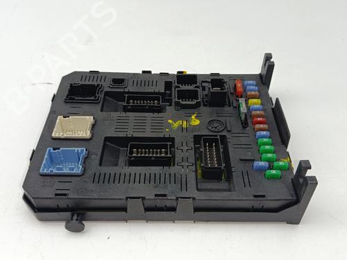 Used Fuse box Fuse box 36975555 36975555