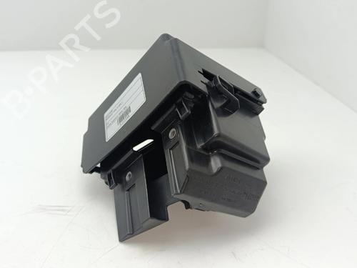 fuse-box-renault-clio-v-b7_-2019-36976028 main image