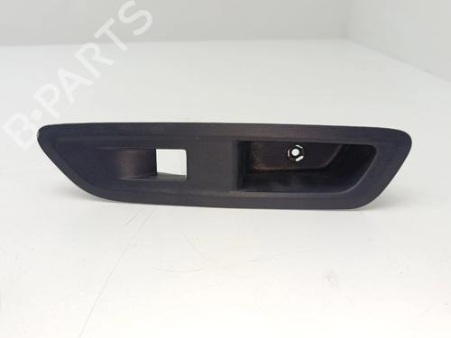 Used Rear right interior door handle Rear right interior door handle 36977008 36977008
