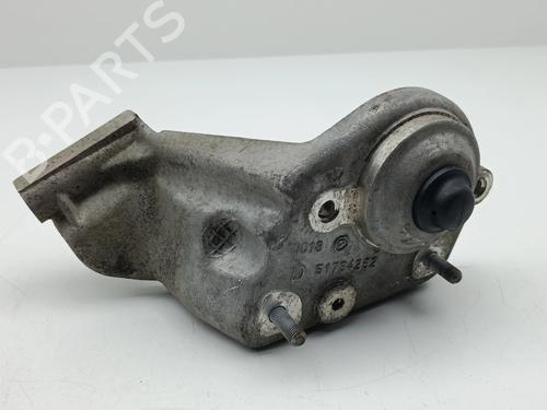 Used Right front suspension arm Right front suspension arm 36977800 36977800