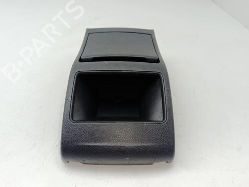 Cenicero Cenicero MERCEDES-BENZ A-CLASS (W176) A 180 CDI / d (176.012) (109 hp) 36979190 36979190
