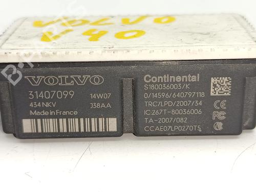 Other VOLVO V40 Hatchback (525) | BP36979581O1 - Image 2
