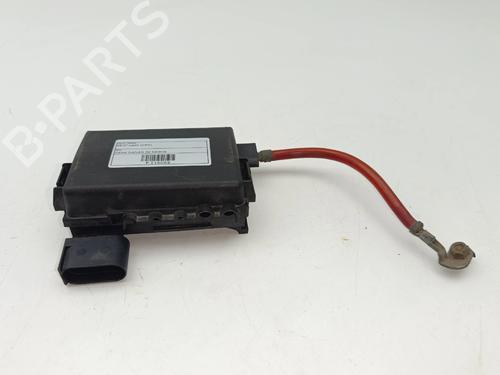 Used Fuse box Fuse box 36979634 36979634
