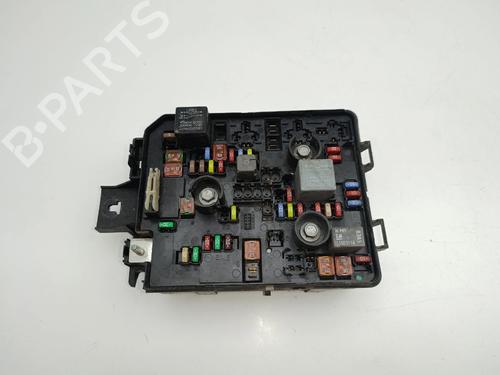 Used Fuse box Fuse box 36981385 36981385