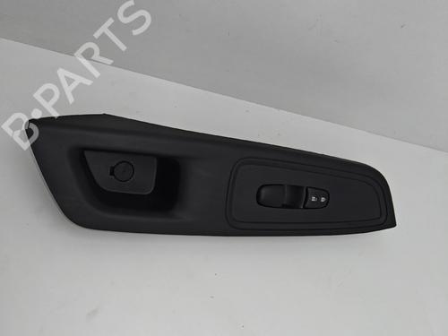 Used Right front window switch Right front window switch 37081051 37081051