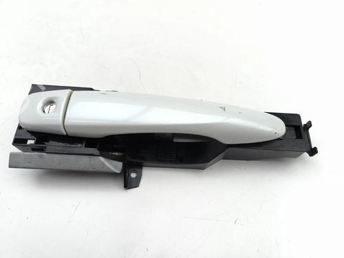 Used Front left exterior door handle Front left exterior door handle 37176228 37176228