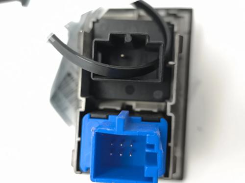 Warning switch VW GOLF VII (5G1, BQ1, BE1, BE2) | BP37089942I22 - Image 4