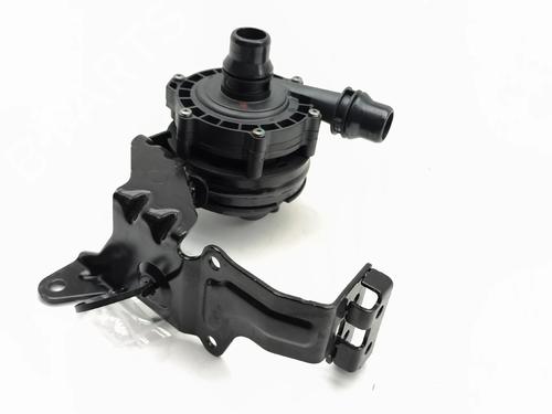 Auxiliary water pump MERCEDES-BENZ C-CLASS (W206) C 220 d (206.004) | BP37243754M111 - Image 5