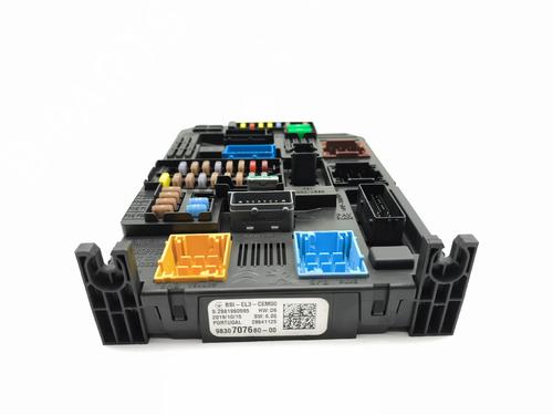 Fuse box PEUGEOT PARTNER Box Body/MPV (K9) 1.5 BlueHDi 100 | BP37295418E1 - Image 3