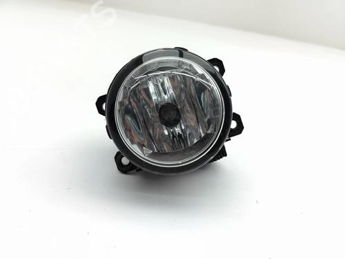 Used Right front fog light Right front fog light 37422620 37422620