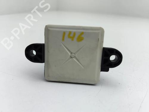 switch-ford-transit-connect-mpv-2013-37446665 main image