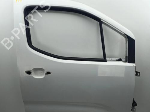 Used Right front door Right front door 37491974 37491974