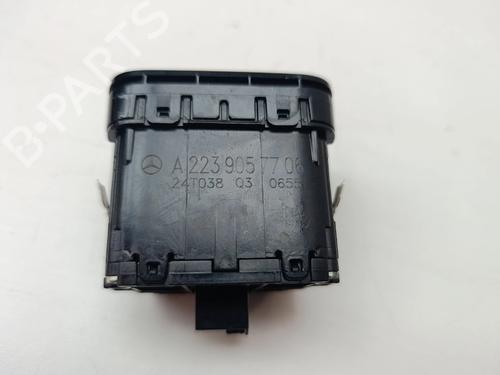 Switch MERCEDES-BENZ C-CLASS (W206) C 220 d (206.004) | BP37509392I30 - Image 2