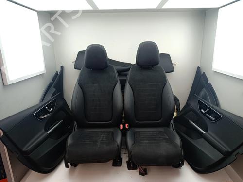Sæde sæt Sæde sæt MERCEDES-BENZ C-CLASS (W206) C 220 d (206.004) (197 hp) 37517773 37517773