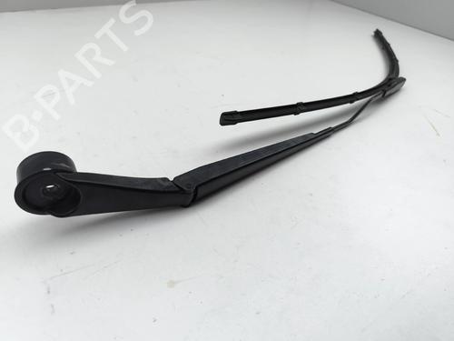 Used Front windshield wiper arm Front windshield wiper arm 37523449 37523449