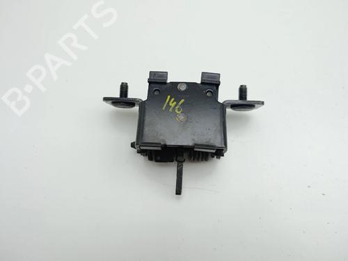 Used Hinge/Door check strap Hinge/Door check strap 37639399 37639399