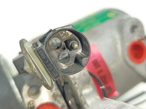 AC compressor BMW 3 (E36) 318 i | BP37685082M34 - Image 5