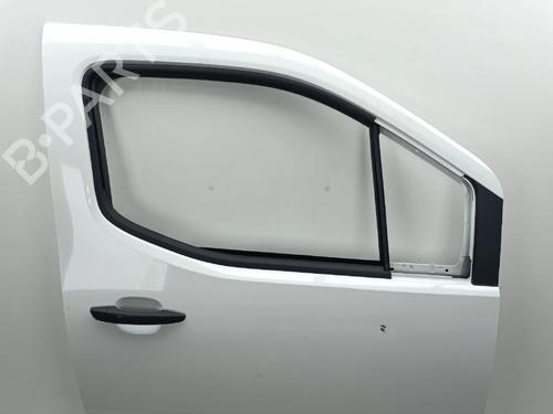 Used Right front door Right front door 37714885 37714885