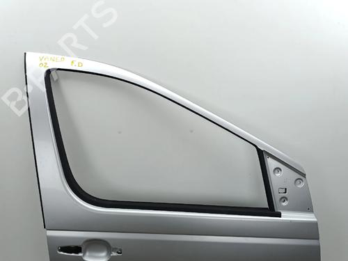 Used Right front door Right front door 37720776 37720776