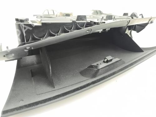 Handskerum BMW 5 (E60) | BP38169437C95 - Image 3