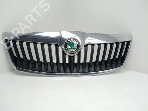 Used Grille Grille 38321908 38321908