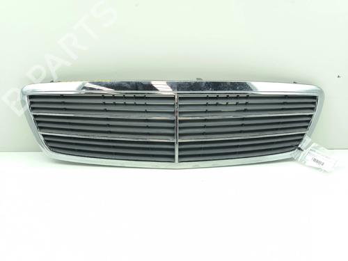 Used Grille Grille 38422345 38422345