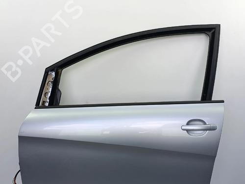 Used Left front door Left front door 38542744 38542744