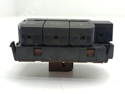 Switch IVECO DAILY III Van | BP38544737I30 - Image 2
