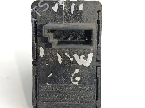 Left rear window switch BMW 5 (E60) | BP38625051I29 - Image 4