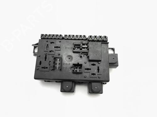 Used Fuse box Fuse box 38986088 38986088