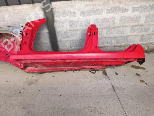 Used Left sideskirt Left sideskirt 39034812 39034812