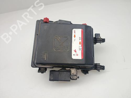 Used Fuse box Fuse box 39538471 39538471