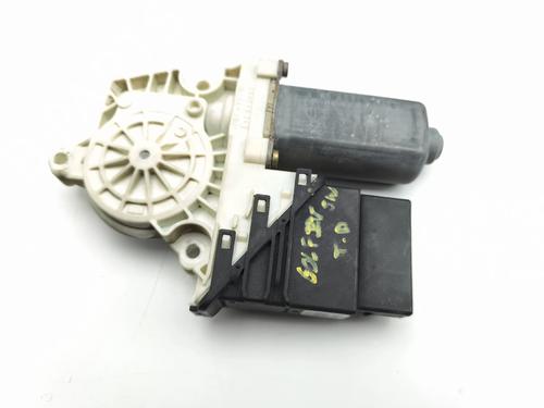 Rudehejsemotor bagstkærm højre Rudehejsemotor bagstkærm højre 39620681 39620681