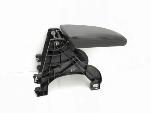 Used Armrest / Center console Armrest / Center console AUDI A4 B9 (8W2, 8WC) 2.0 TDI (150 hp) 39747933 39747933