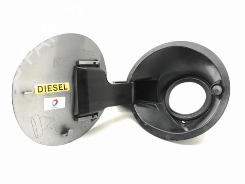 fuel-flap-peugeot-2008-i-cu_-2013-39901217 main image