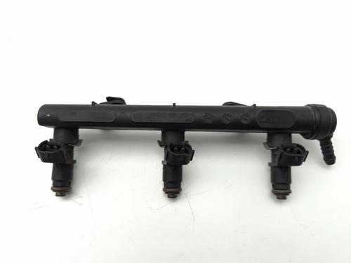 Used Injection rail Injection rail SKODA FABIA III (NJ3) 1.0 (60 hp) 40011611 40011611