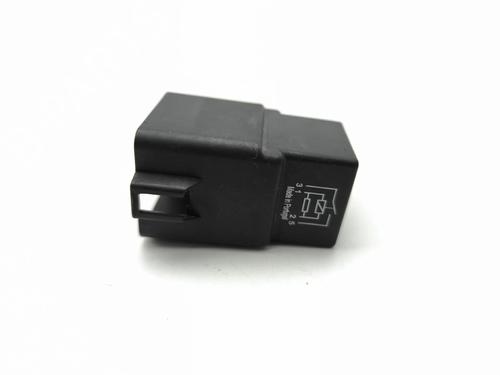 Used Switch Switch BMW 1 (F40) 118 i (136 hp) 40042301 40042301