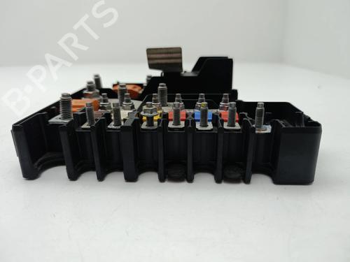 Fuse box IVECO DAILY VI Platform/Chassis 33S16, 35S16, 35C16, 40C16, 42S16, 50C16 | BP40064296E1 - Image 2