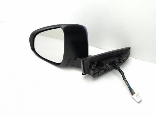 left-mirror-toyota-c-hr-_x1_-2016-40089587 main image