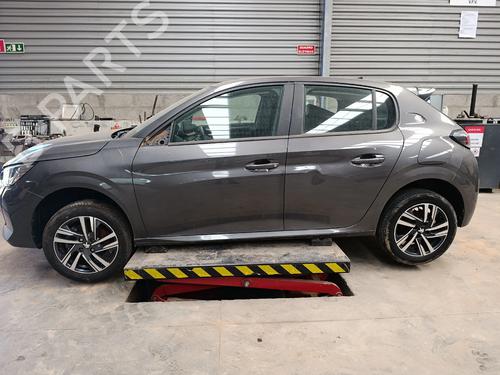Used Parts PEUGEOT 208 II (UB_, UP_, UW_, UJ_)  1.2 PureTech 100  4968206