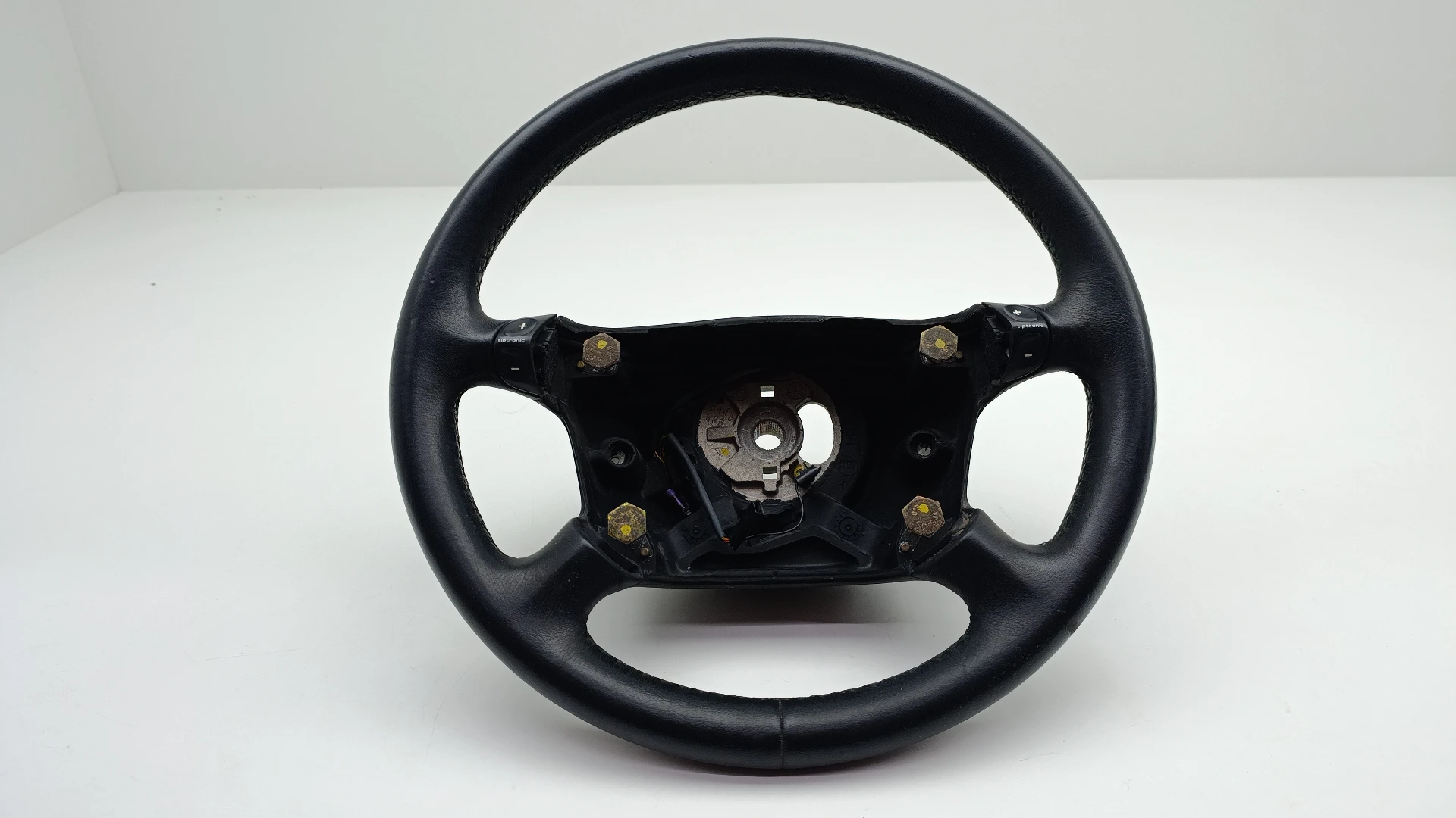 Steering wheel – Porsche 911 (996) (1997-2005)