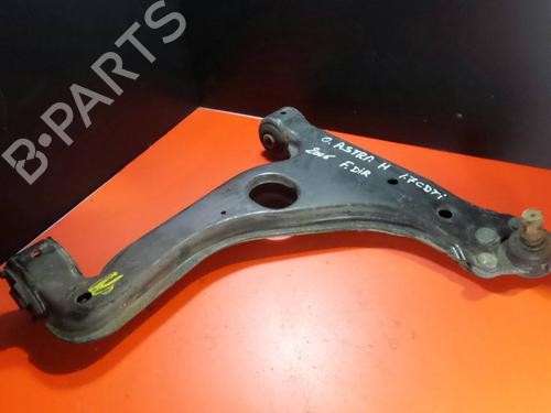 Używane Wahacz przedni prawy OPEL ASTRA H (A04) [2004-2014]  3476622