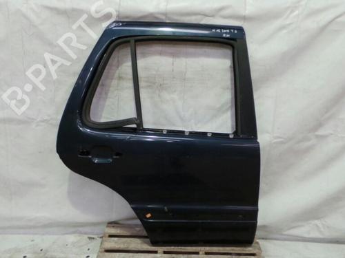 Used Right rear door MERCEDES-BENZ M-CLASS (W163) [1998-2005]  3476776